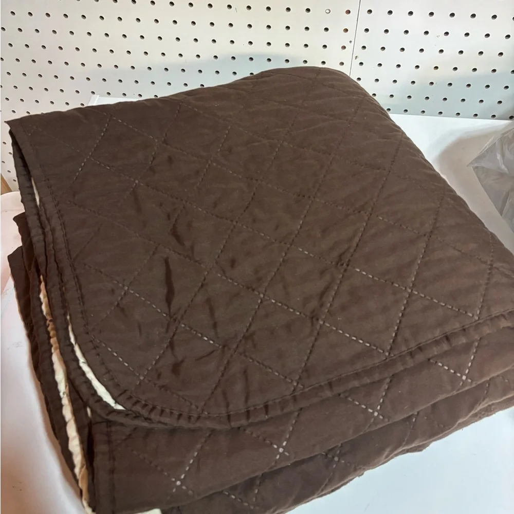 Reversible Brown/ Tan Sofa Cover